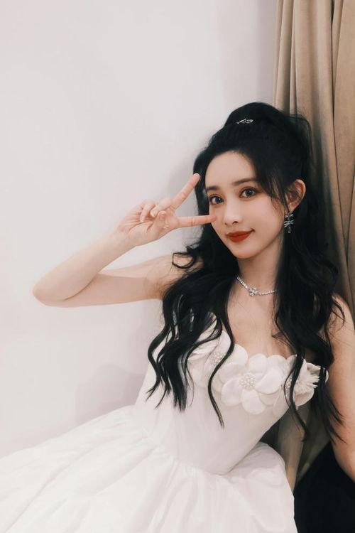 娱乐吃瓜酱孟子义